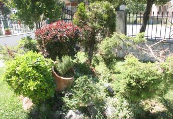 Neilis has Balcony rooms