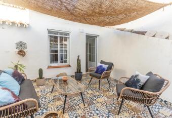 Casa Blanca has Balcony rooms