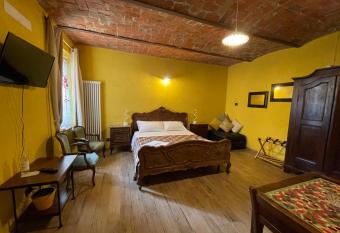 Le camere del Tiglio has Balcony rooms