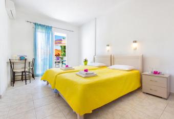 RG Studios Thassos #4 has Balcony rooms