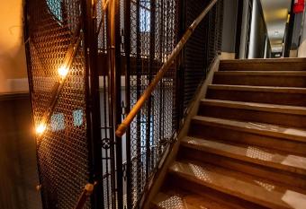 Maison Ram  n allows 18 year olds to book a room