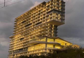 Queretaro Dep de lujo, para 5 o 6 hu  spedes, alberca has Balcony rooms