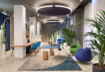 Hotel Inca allows 18 year olds to book a room