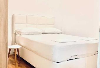 Adriatic Sea Apartments has Balcony rooms