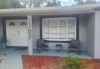 Diamond 3 allows 18 year olds to book a room