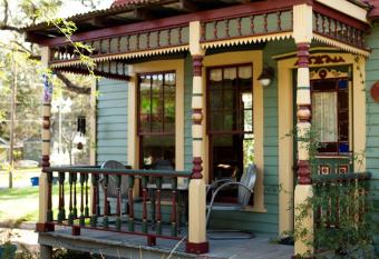 Park Lane Guest House allows 18 year olds to book a room