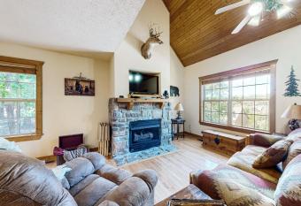 Beautiful Branson has Balcony rooms