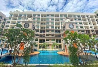 Brand New 1Bdr Condo! 5 minutes from Famous Walking Street! has Balcony rooms