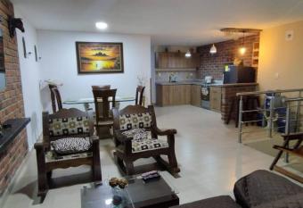 Casa Familiar en Buga Valle has Balcony rooms