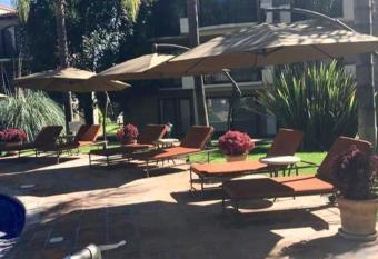 Hermoso Departamento allows 18 year olds to book a room