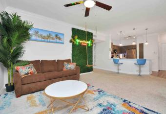 Tropical Paradise- 2bedroom/2bath/Nrg/Medcenter/Galleria has Balcony rooms