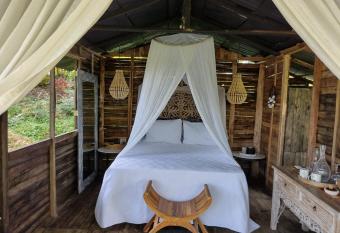 Caba  as La Finca has Balcony rooms