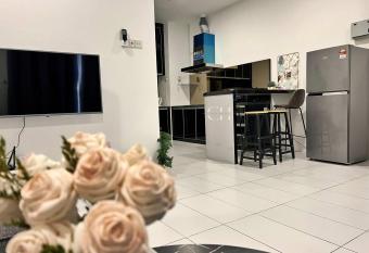 Kuching Tabuan Tranquility Apartment @ TT3 Soho has Balcony rooms