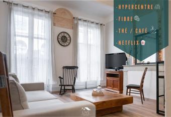 Magnolia magnifique T2 enti  rement r  nov  . has Balcony rooms