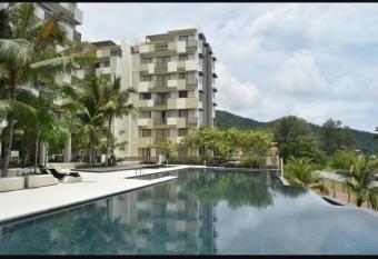 By The Sea Batu Ferringhi Beach Front Apartment Suite has Balcony rooms