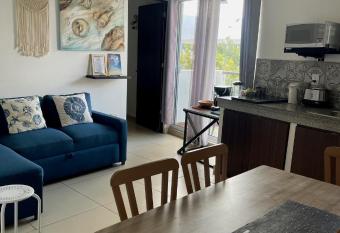 Moderno apartamento en Isla Mujeres centro allows 18 year olds to book a room