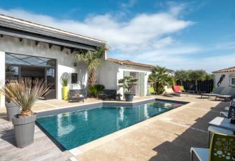 L Ile sous le Vent has Balcony rooms