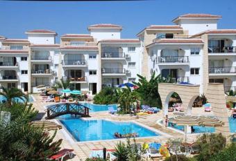 Sun Rise Beach Club has Balcony rooms