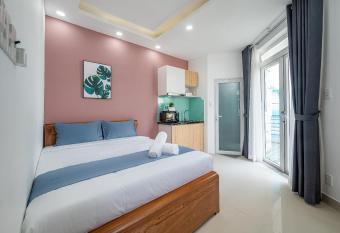 Cozrum Homes - Retro House allows 18 year olds to book a room