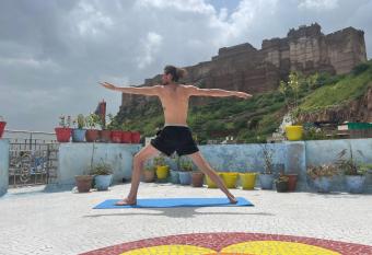 Anne Guest House has Balcony rooms