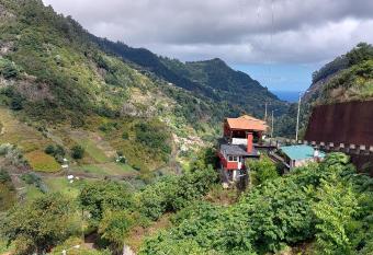 Garden of Celestial Delights allows 18 year olds to book a room