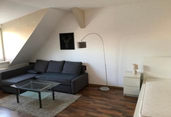 Pension W8 allows 18 year olds to book a room