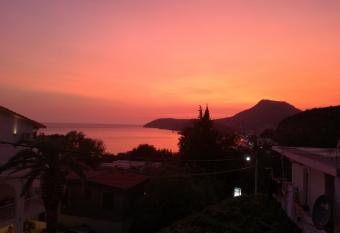 Guest House Vukmarkovi   has Balcony rooms