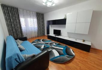 Crema Apartaments has Balcony rooms