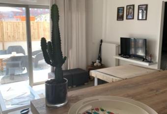 L   Alchimie de L  onie has Balcony rooms