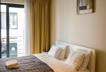 Garden Botanique has Balcony rooms