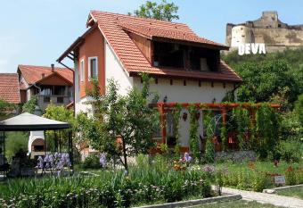 Pensiunea Sub Cetate Deva has Balcony rooms