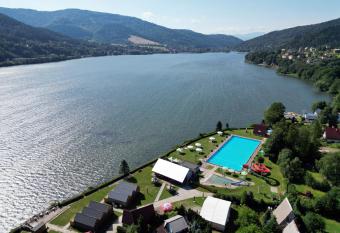 Relaks domki i pokoje nad jeziorem has Balcony rooms