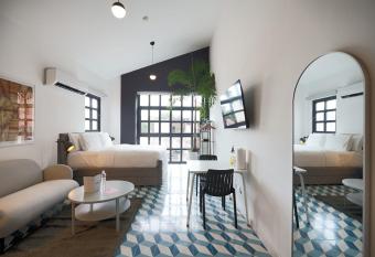 Stunning Loft in Santa Ana allows 18 year olds to book a room