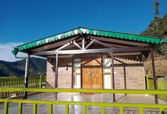Hills Life Lover Stay Homestay, Mukteshwar has Balcony rooms