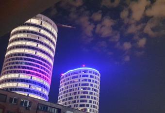 DurmitorBW allows 18 year olds to book a room