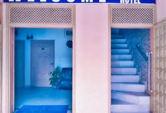 Hotel Eden Plus Lahore allows 18 year olds to book a room