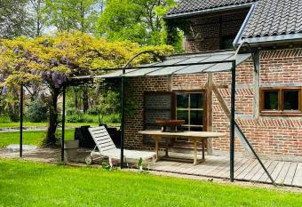 2 bedrooms house with furnished garden and wifi at Rochefort has Balcony rooms