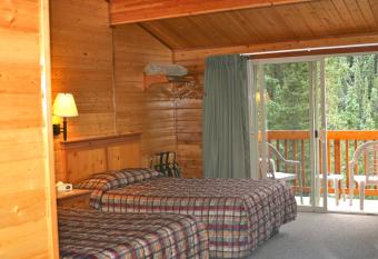 Denali Grizzly Bear Resort has Balcony rooms