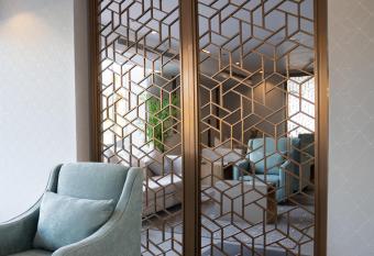 Sarwat Park Hotel Jeddah has Balcony rooms