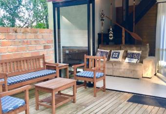 casa natureza Mariscal has Smoking rooms