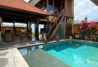Century Villa Ubud allows 18 year olds to book a room