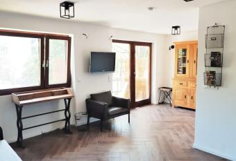 My home is your castle allows 18 year olds to book a room