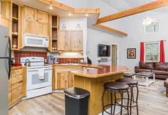 New Listing! Bavarian Cabin - 2 Bedrooms, 8 Minutes to Dahlonega, Hot Tub, Game Room has rooms with a private hot tub