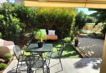 Maison dans une r  sidence de vacances has Balcony rooms