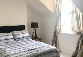 16 Glanmor Crescent, Flat 2 allows 18 year olds to book a room