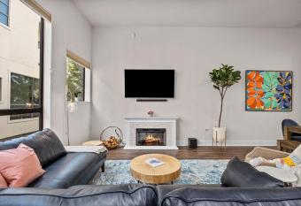 The Houston Villa - 2Qn+1King -MedCenter NRG ZOO has Balcony rooms