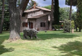 La Quiete has Balcony rooms