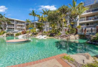 Beach-side family apartment at Alex Beach resort has rooms with a private hot tub