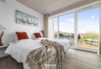 Ferienhaus Marina Lounge Wendtorf allows 18 year olds to book a room