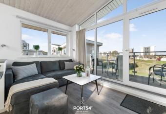 Ferienhaus Lagunenblick 44 Marina Wendtorf allows 18 year olds to book a room